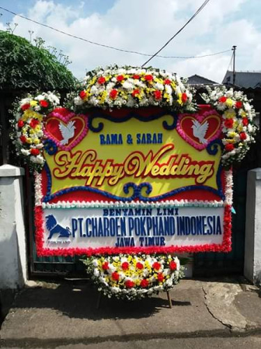 Karangan Bunga Pernikahan  di Pematang Siantar